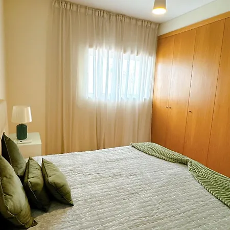 T2 Colina Boavista - דירה