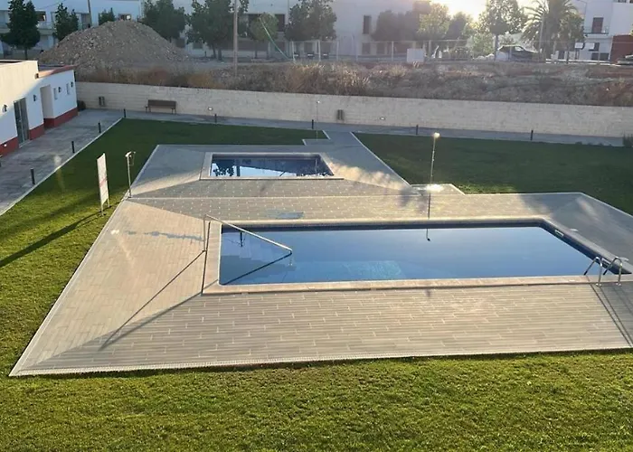 شقة T2 Colina Boavista - *